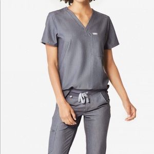 Graphite figs scrub set size small